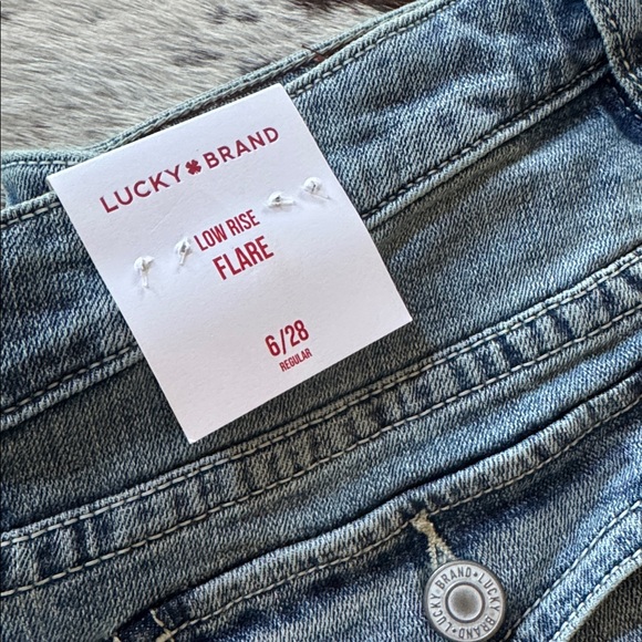 Lucky Brand Low Rise Flare Jeans - Picture 9 of 15